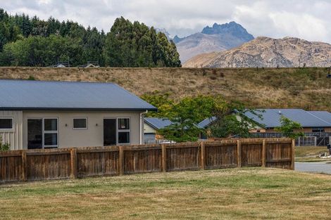 Photo of property in 1 Mcivor Lane, Lake Hayes, Queenstown, 9304