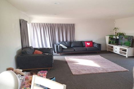 Photo of property in 1 Green Lane, Pukekohe, 2120