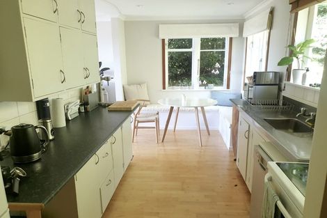 Photo of property in 7 Kingston Heights Road, Kingston, Wellington, 6021