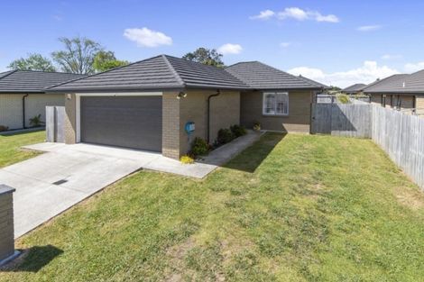 Photo of property in 6 Waipokapu Place, Opaheke, Papakura, 2113