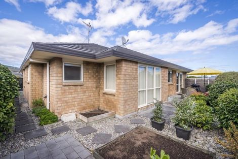 Photo of property in 38 Realm Drive, Paraparaumu, 5032