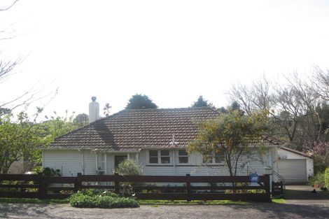 Photo of property in 3 Glenpark Avenue, Westown, New Plymouth, 4310