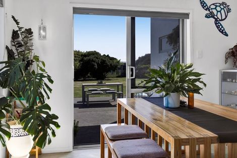 Photo of property in 475 Manawapou Road, Hawera, 4672