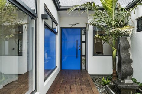Photo of property in 28 Honeyfield Drive, Whalers Gate, New Plymouth, 4310