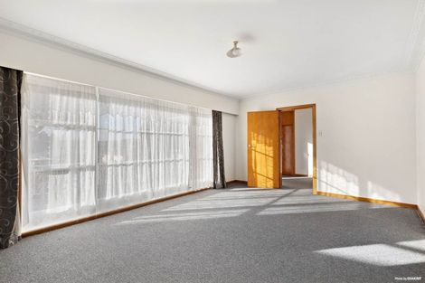 Photo of property in 21 Terry Street, Blockhouse Bay, Auckland, 0600