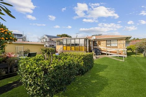 Photo of property in 15 Manse Road, Pahurehure, Papakura, 2113