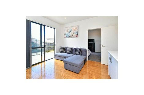 Photo of property in 64 Prado Drive, Pukekohe, 2120