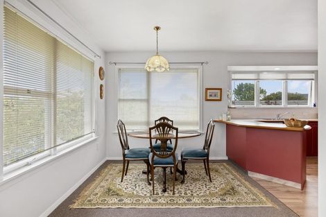 Photo of property in 57 Kent Lodge Avenue, Avonhead, Christchurch, 8042