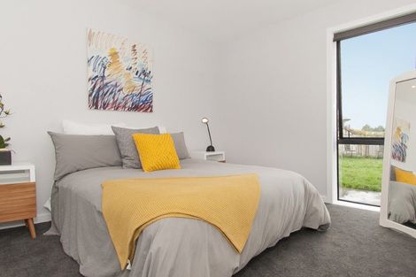 Photo of property in 2 Romeo Place, Whitianga, 3510