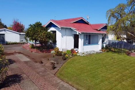 Photo of property in 16 Trafalgar Street, Dannevirke, 4930