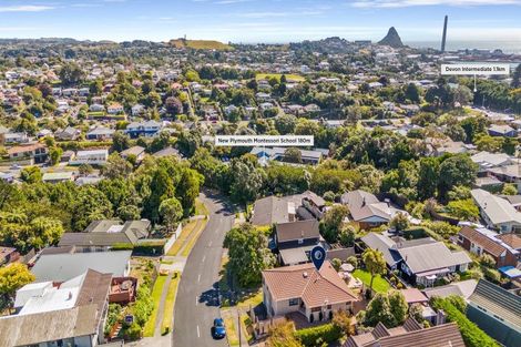 Photo of property in 89 Dorset Avenue, Lynmouth, New Plymouth, 4310