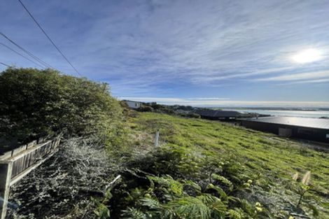 Photo of property in 1/28 Maffeys Road, Mount Pleasant, Christchurch, 8081