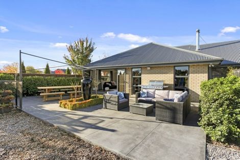 Photo of property in 12 Rossington Drive, West Melton, 7618