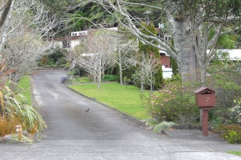 Photo of property in 7 Spencer Place, Merrilands, New Plymouth, 4312