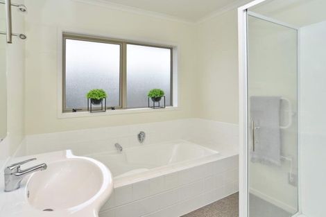 Photo of property in 5 Pipiri Street, Pegasus, 7612