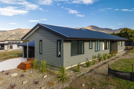 Photo of property in 36 Clearview Street, Wanaka, 9305