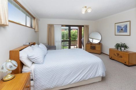 Photo of property in 21 Greystoke Lane, Avonhead, Christchurch, 8042