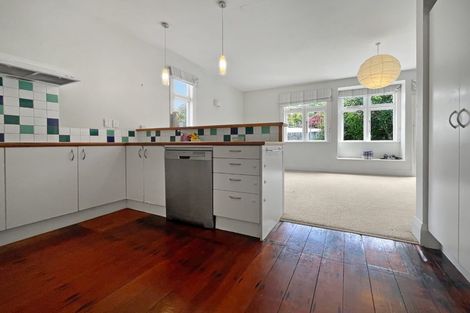 Photo of property in 25 Chamberlain Road, Karori, Wellington, 6012