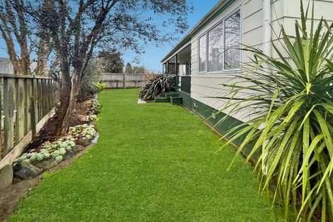 Photo of property in 17 Epping Place, Richmond Heights, Taupo, 3330