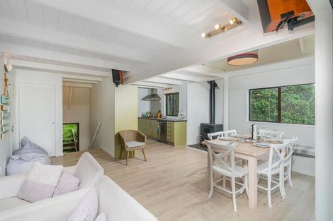 Photo of property in 5 Florence Place, Hahei, Whitianga, 3591