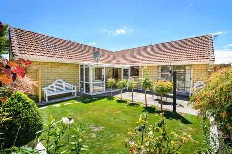 Photo of property in 153a High Street, Bulls, 4818