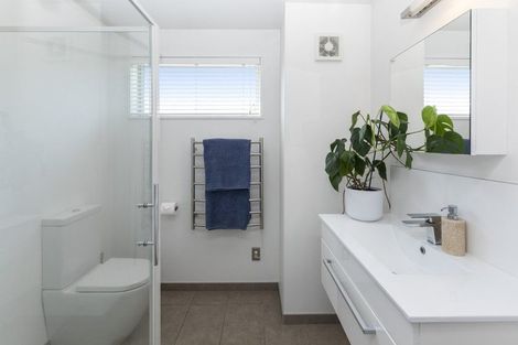 Photo of property in 24a Fendalton Road, Fendalton, Christchurch, 8014