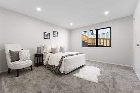 Photo of property in 25 Kumukumu Road, Long Bay, Auckland, 0630