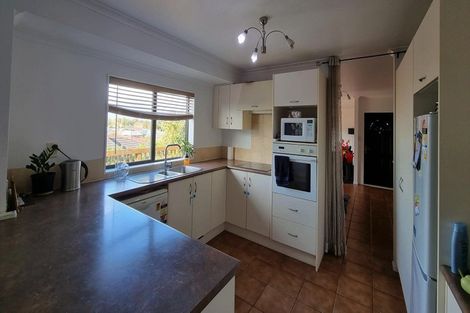 Photo of property in 12 Highbury Place, Nawton, Hamilton, 3200