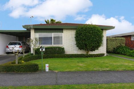 Photo of property in 1a Edwards Place, Terrace End, Palmerston North, 4410
