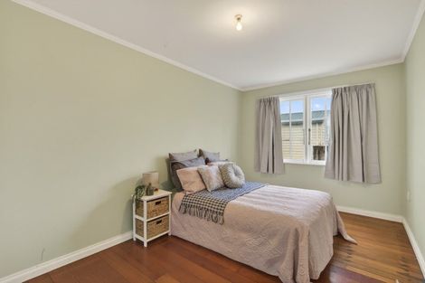 Photo of property in 17a Carey Street, Waitara, 4320