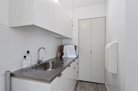 Photo of property in 8/140 Office Road, Merivale, Christchurch, 8014