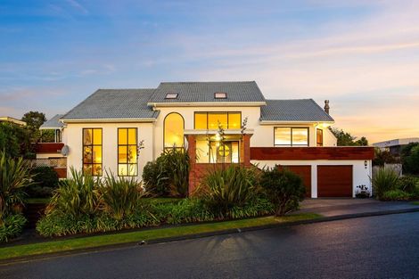 Photo of property in 14 Portage Place, Whitby, Porirua, 5024