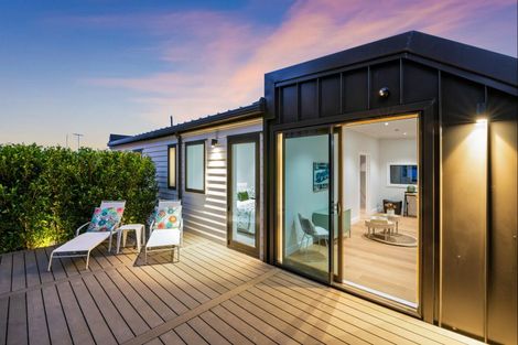 Photo of property in 14c Alfred Street, Northcote Point, Auckland, 0627