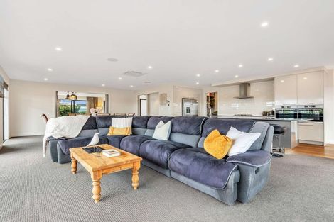 Photo of property in 70 Palm Springs Boulevard, Papamoa Beach, Papamoa, 3118