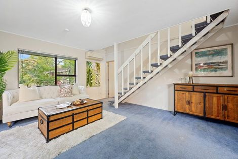 Photo of property in 2/17 Weetman Drive, Browns Bay, Auckland, 0630