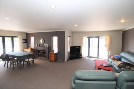 Photo of property in 134 Puka Crescent, Matarangi, Whitianga, 3592