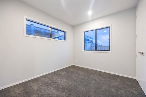 Photo of property in 20 Lewis Younie Road, Kumeu, 0810