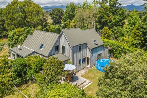 Photo of property in 120 Heatherlea Road West, Levin, 5575