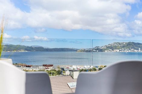 Photo of property in 5 Curnow Way, Kaiwharawhara, Wellington, 6035