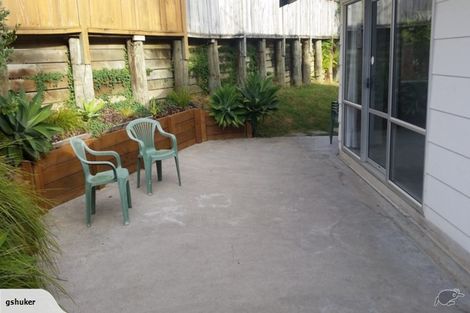 Photo of property in 1/18 Woodlands Crescent, Browns Bay, Auckland, 0630