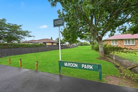Photo of property in 20 Vardon Road, St Andrews, Hamilton, 3200