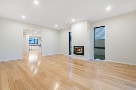Photo of property in 4 Pahekeheke Road, Karaka, Papakura, 2113