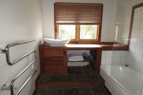 Photo of property in 46 Dick Street, Reefton, 7830