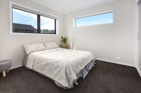Photo of property in 58 Aotea Drive, Aotea, Porirua, 5024