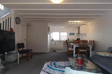 Photo of property in 4/36 Koromiko Street, New Lynn, Auckland, 0600