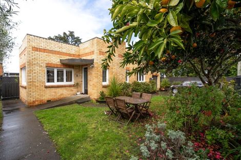 Photo of property in 39 Abbotsford Street, Whitiora, Hamilton, 3200