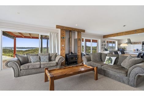 Photo of property in 142 Te Kowhai Point Road, Kerikeri, 0294