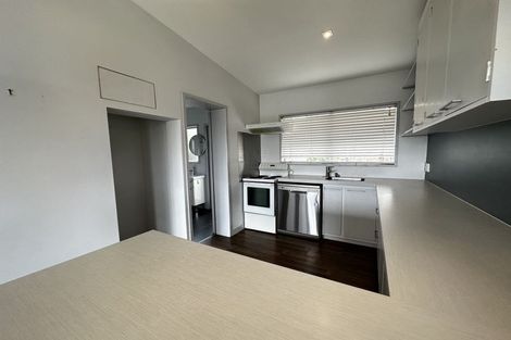 Photo of property in 1/6 Anne Road, Hillcrest, Auckland, 0627