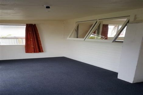 Photo of property in 27 President Avenue, Papakura, 2110