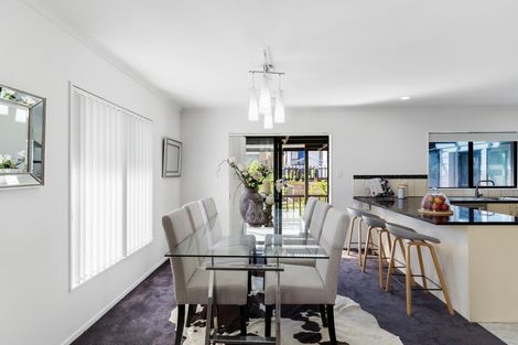 Photo of property in 8 Lowburn Place, Clover Park, Auckland, 2019